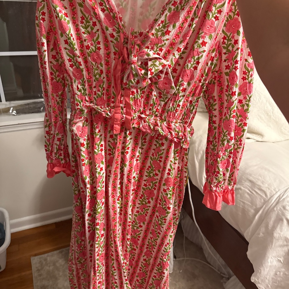 Pink City Prints long sleeve dress & matching bow. Worn twice